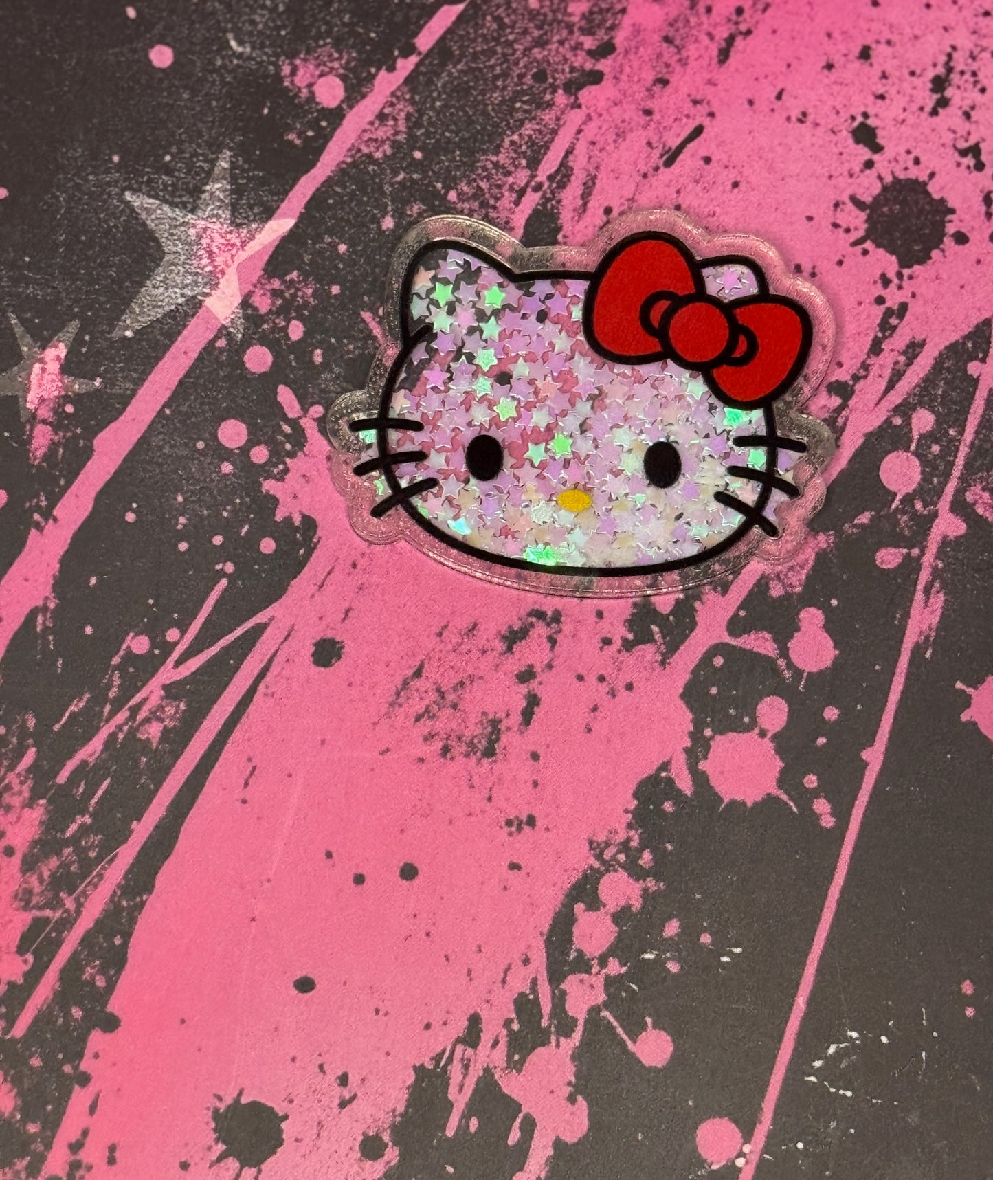 HK shaker with red bow