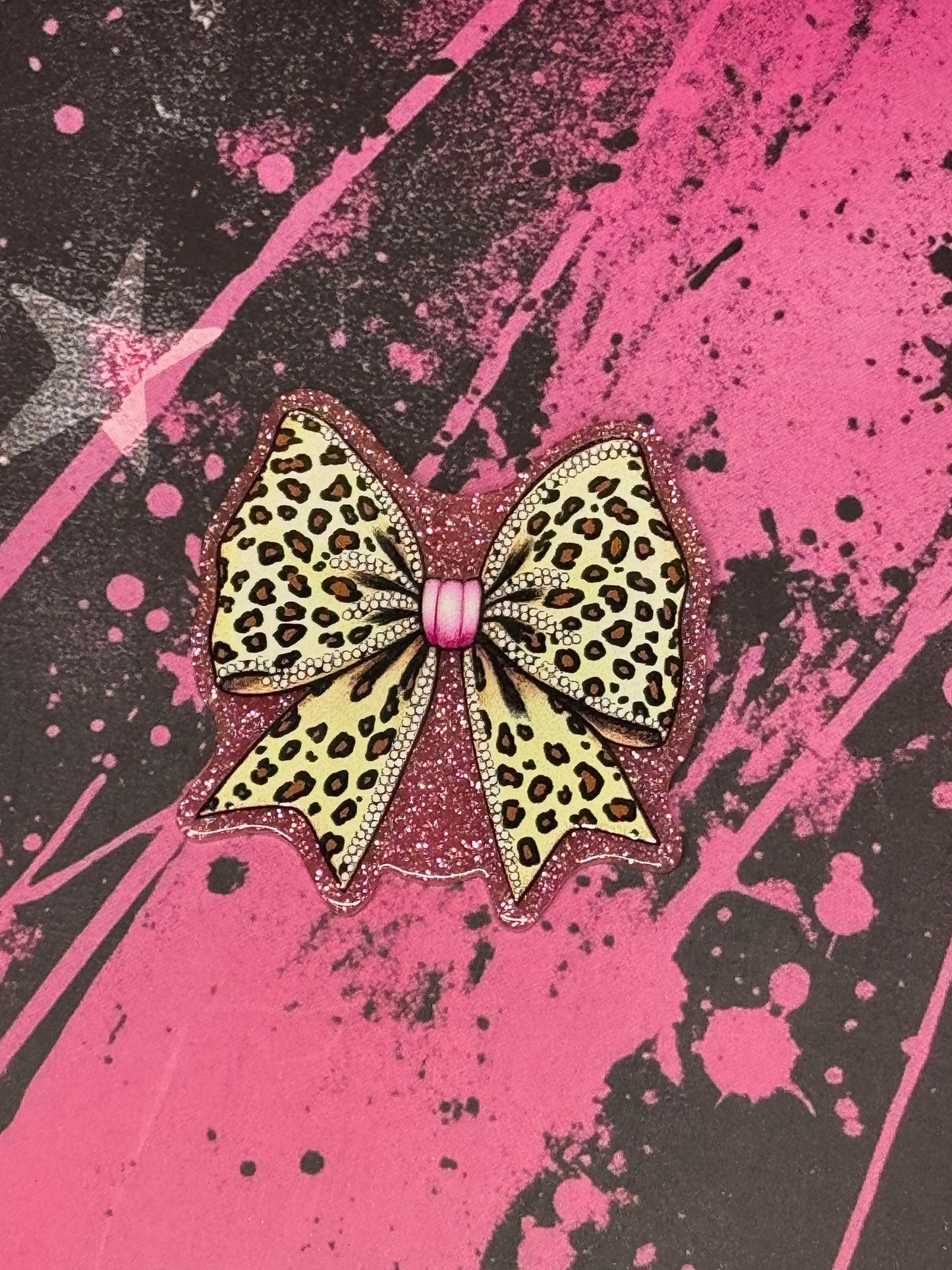 Leopard Bow