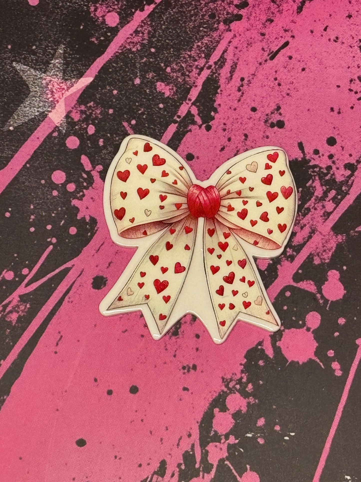 Bow with red hearts